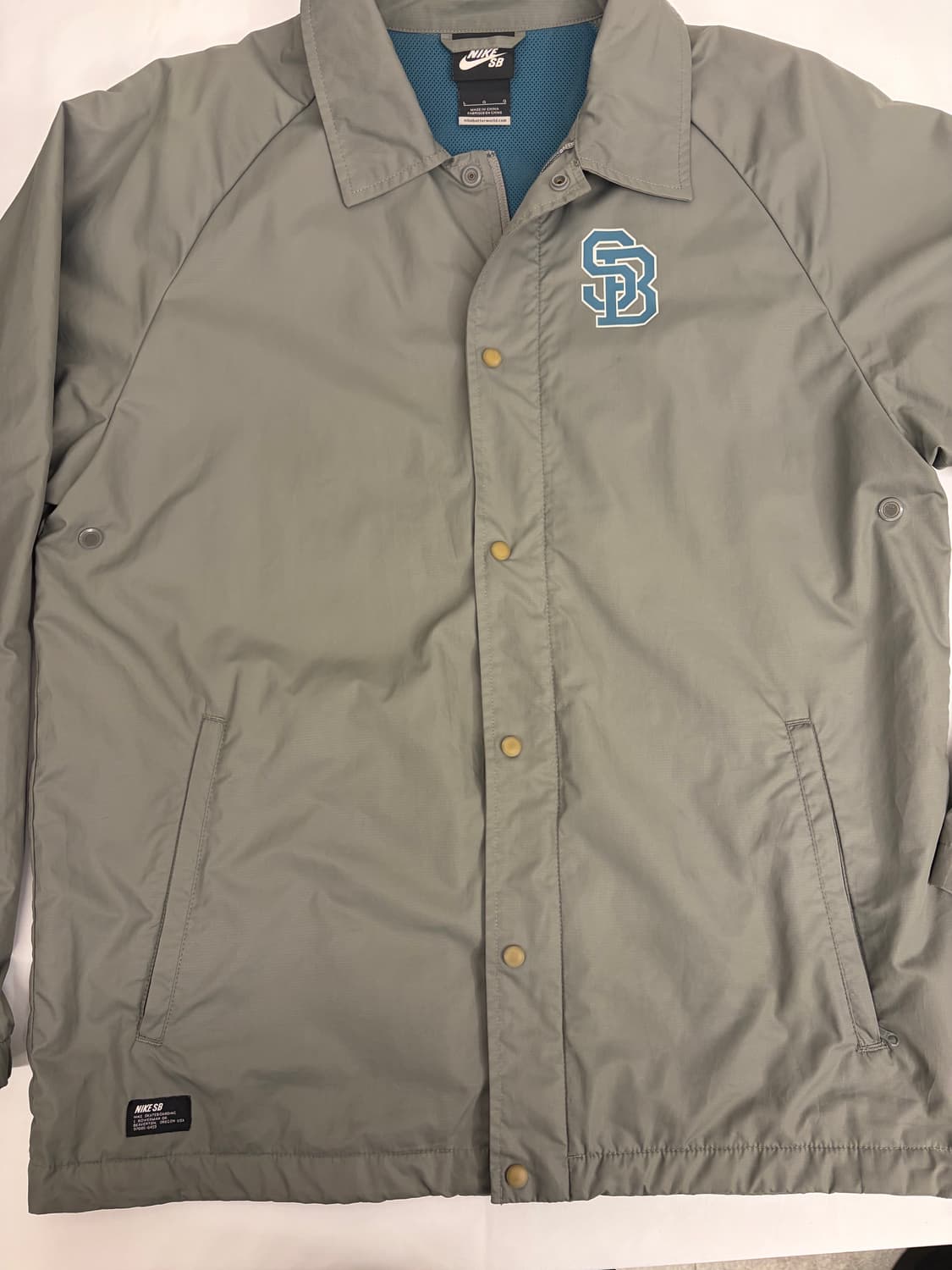 [L] 나이키 SB 코치 자켓 그레이 상품이미지3