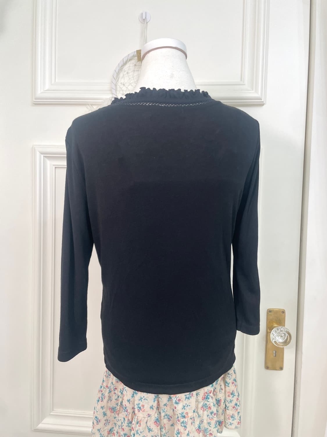 black ruffle point cotton cardigan 상품이미지4