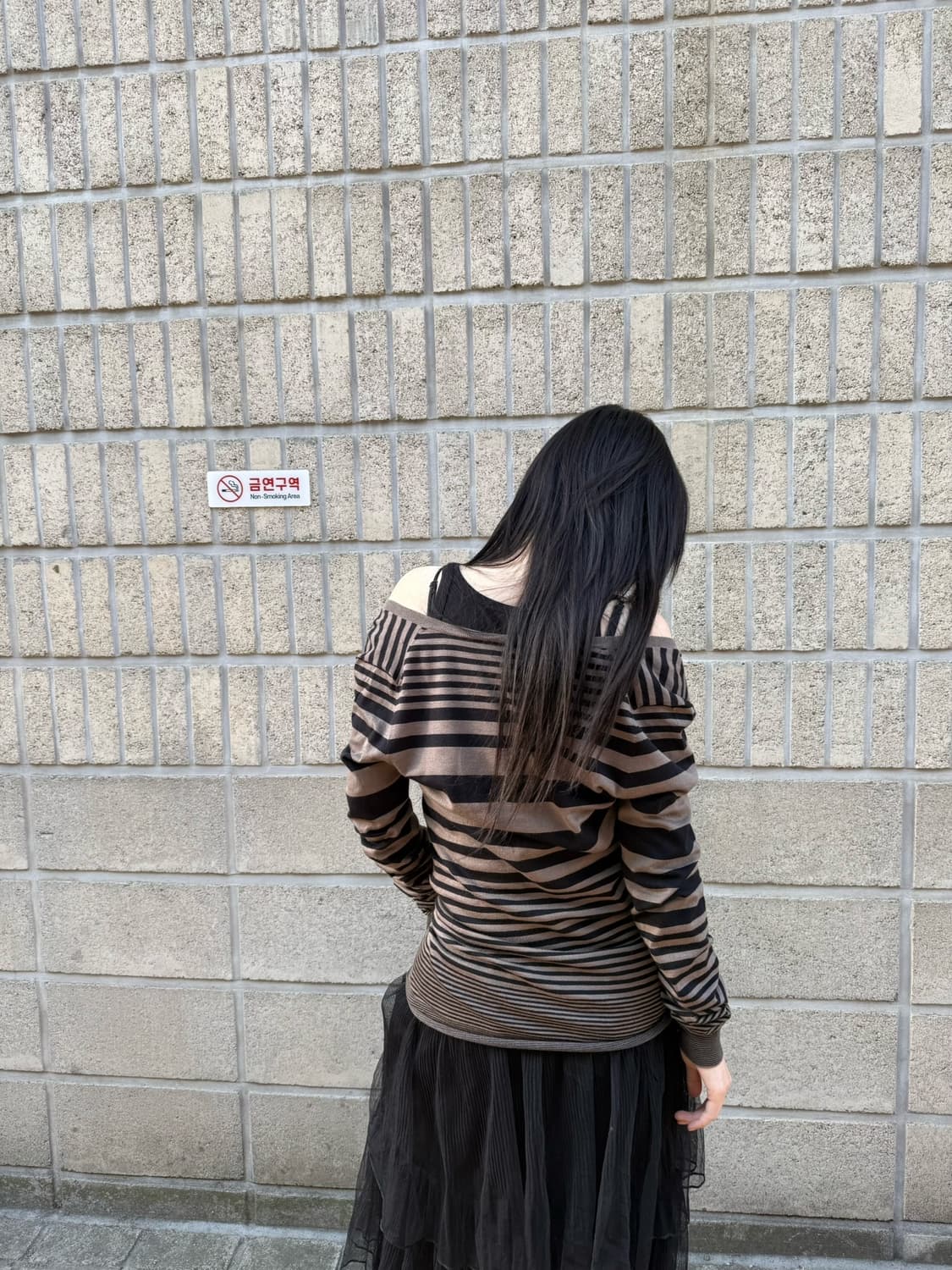 띠어리 스트라이프 오프숄더 롱 슬리브 상품이미지7