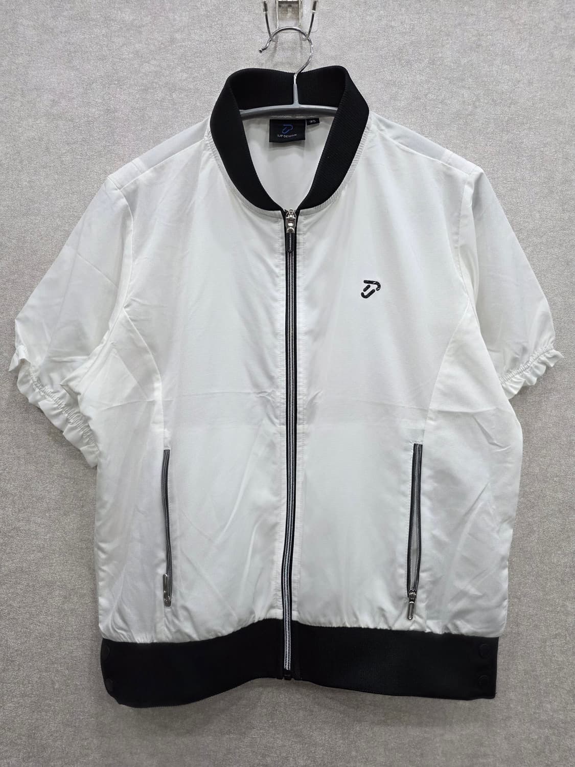 이안폴터디자인 여성 집업 반팔점퍼  24ss 상품이미지1