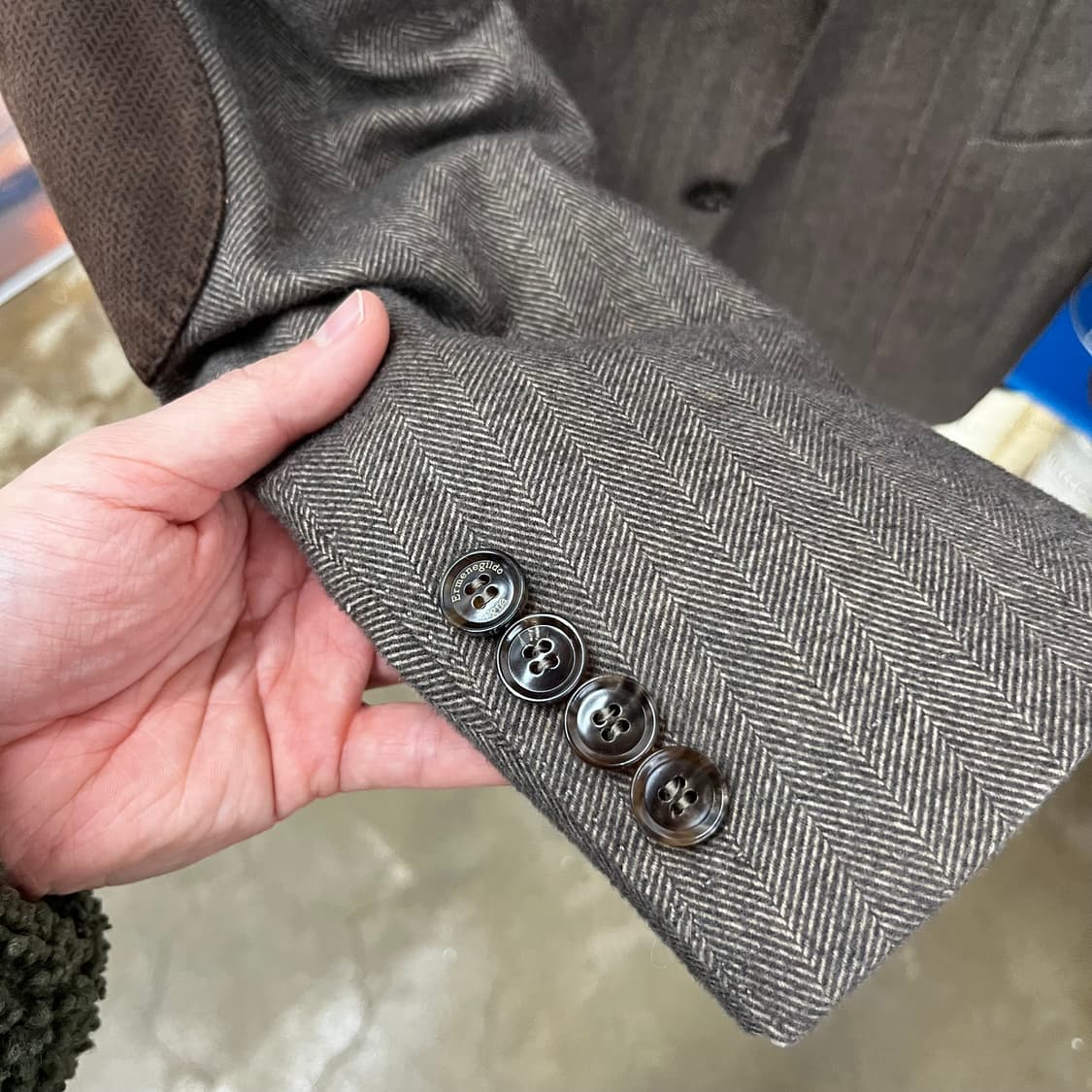 에르메네질도 제냐 엘보우패치 헤링본 블레이져 48R 상품이미지3