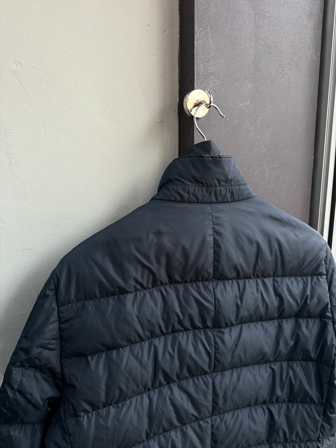 46/ 프라다 삼각로고 다운 이중레이어 패딩점퍼 상품이미지7