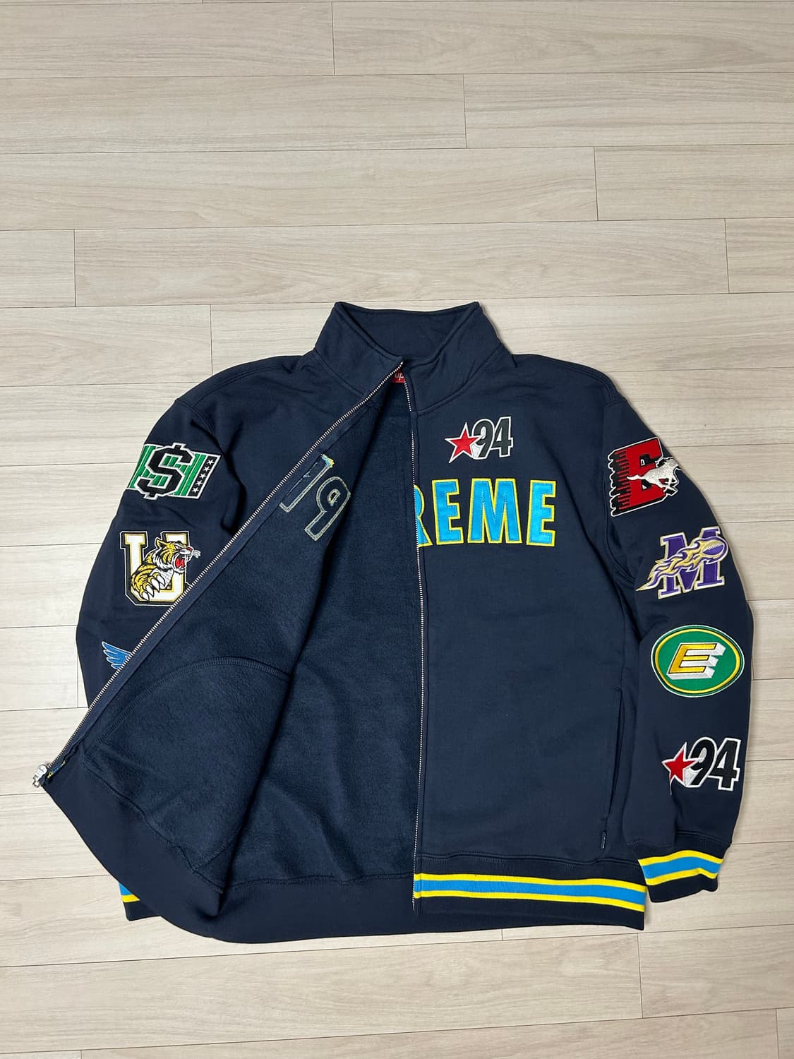 (L) 슈프림 마스코트 집업 - 26ss 상품이미지2