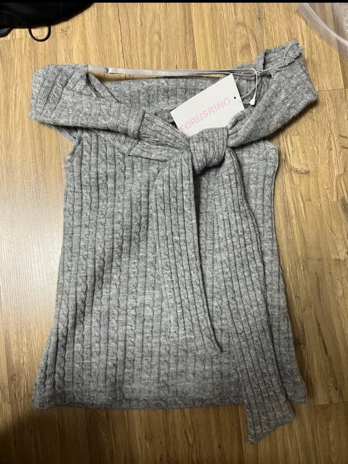 포어링 cana 사나 오프숄더 니트 그레이 리본 타이  상품이미지4