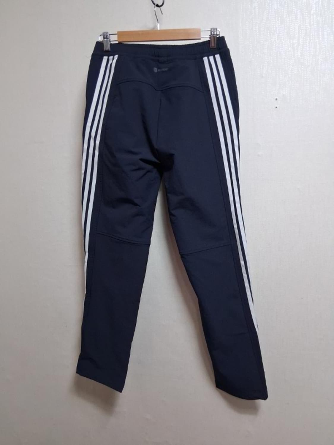 아디다스 AEROREADY 네이비 트랙 팬츠 추운간절기 두께감있는 31  상품이미지2