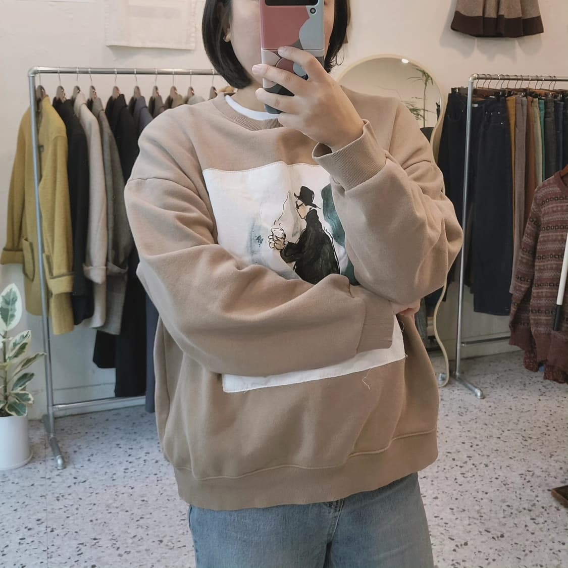 The clap 캐리커쳐 기모 맨투맨 상품이미지10