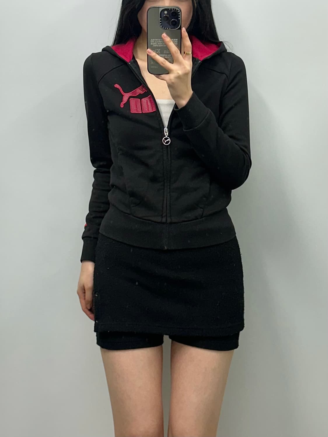 푸마 자수로고 블랙 후드집업 상품이미지1