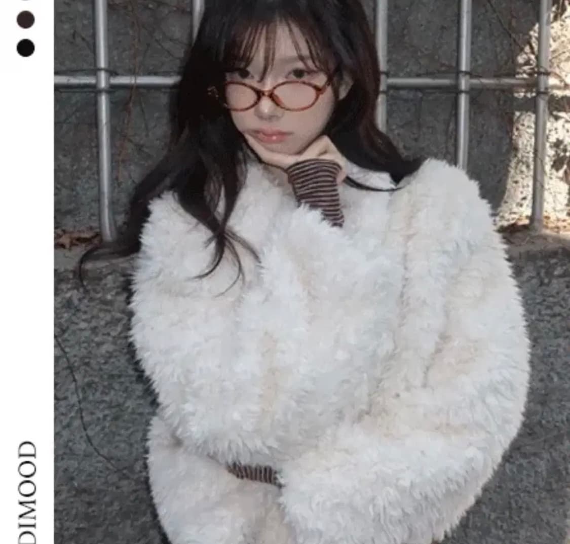 모디무드 로베 퍼 카라 숏 자켓 블랙 상품이미지1