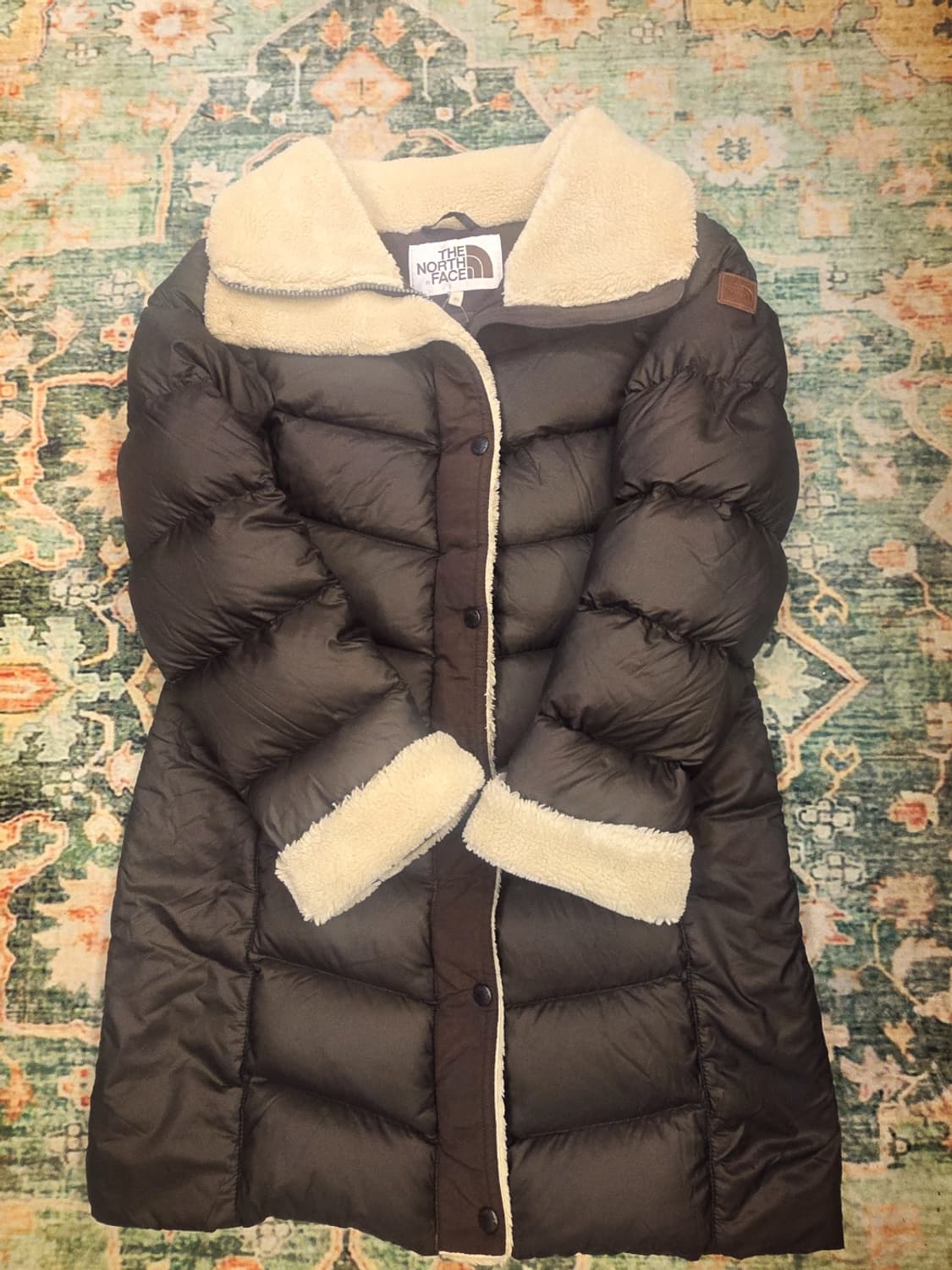 노스페이스 여성용 브라운 롱 다운 패딩 상품이미지1