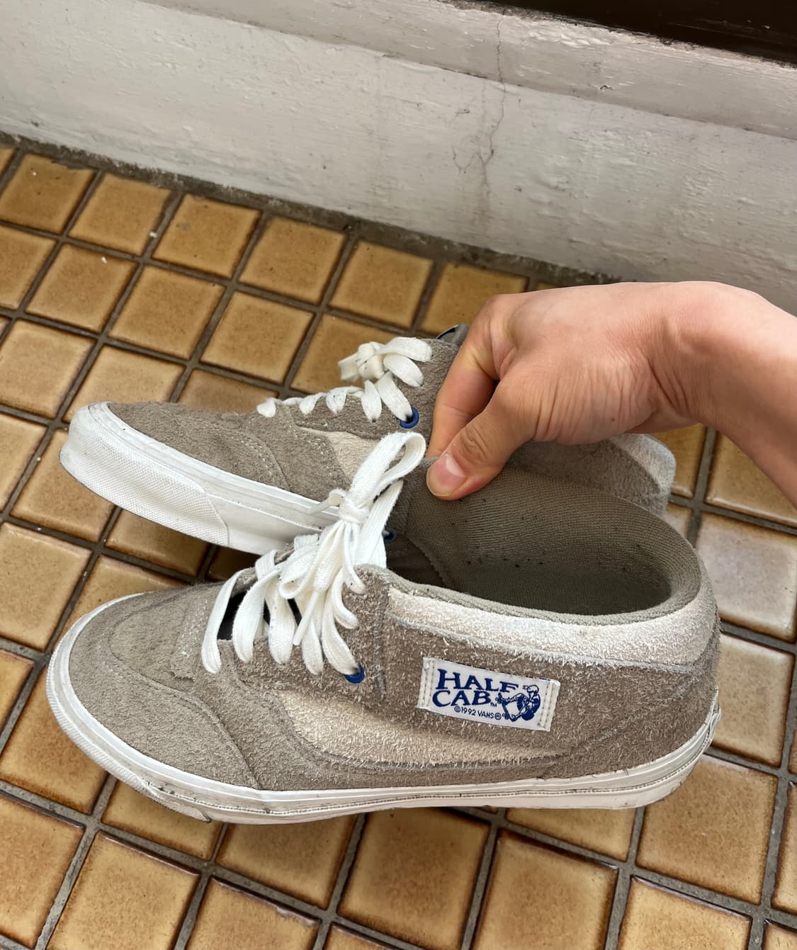 반스 하프캡 헤어리 스웨이드 카키 265 상품이미지4