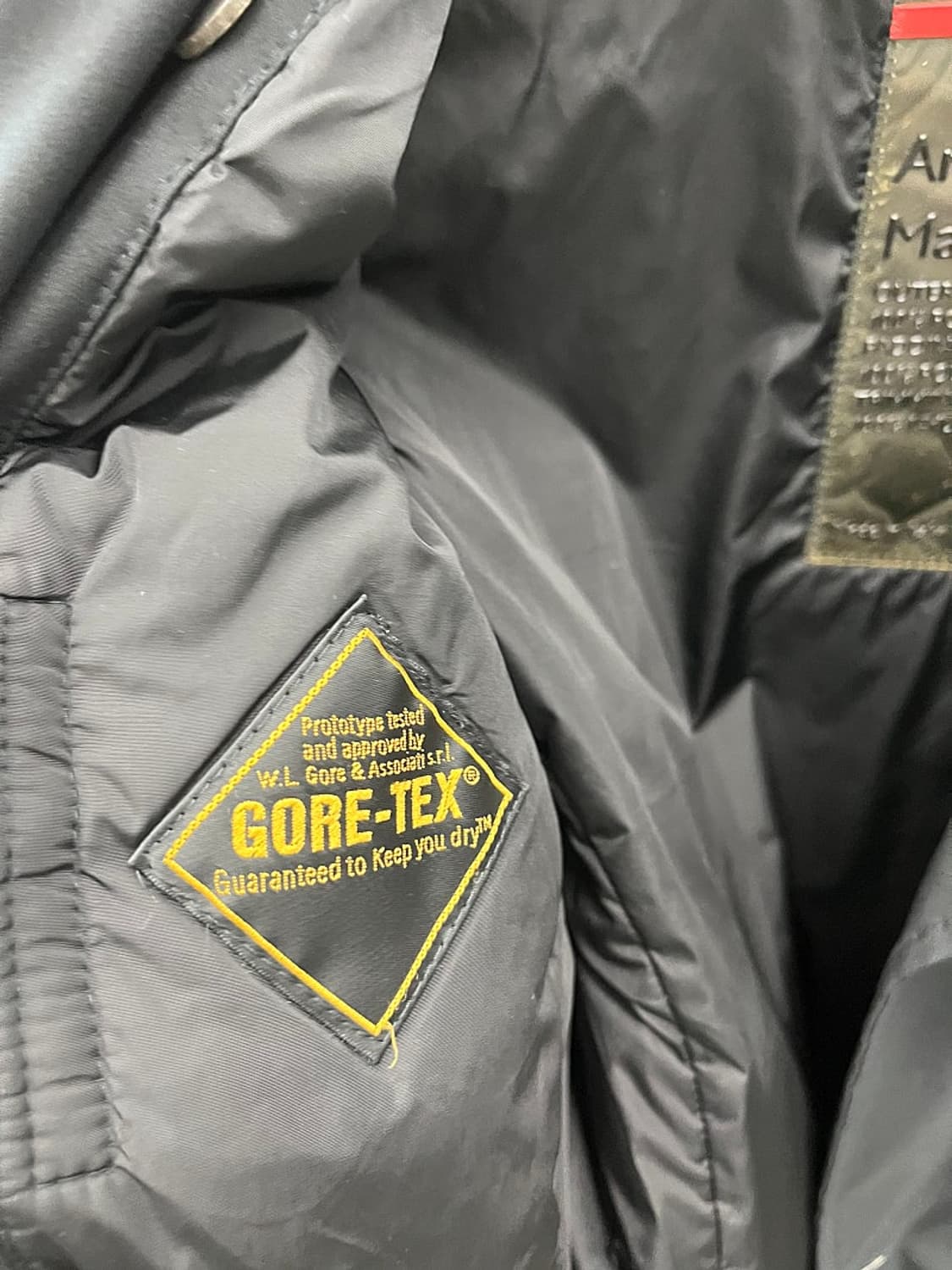 여) 프라다 고어텍스 레인코트  상품이미지9