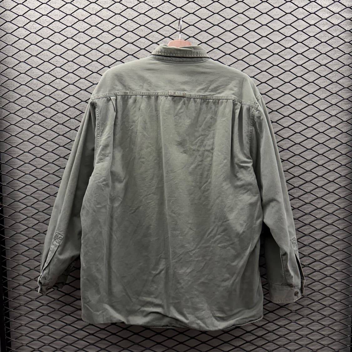 리바이스 밀리터리 셔츠자켓 밑단 레드탭 쉐르파 안감 디테일 카키 상품이미지3