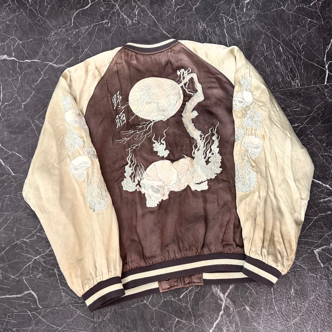 Wooden doll 리버시블 스컬 자수 스카쟌 자켓 상품이미지1