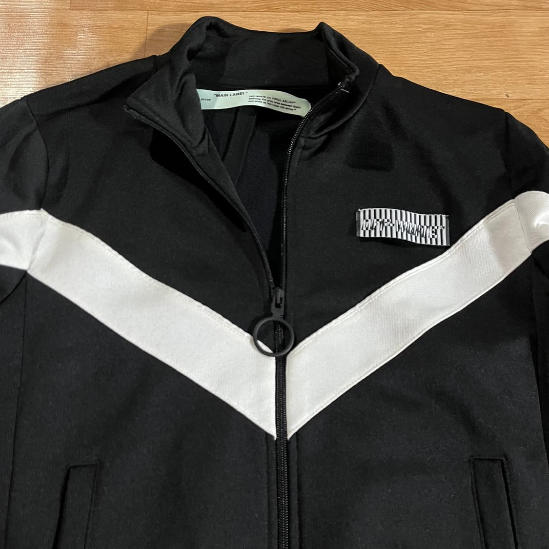 [95] 오프화이트 트랙자켓 상품이미지2
