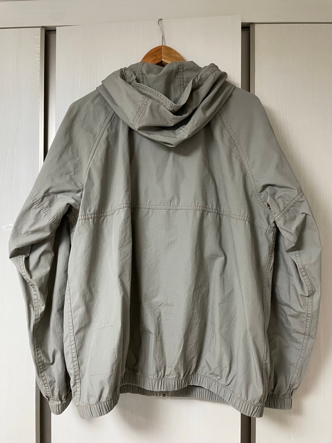 카키스 바람막이 Hooded Wind Jacket Grey색상 M사이즈 상품이미지4