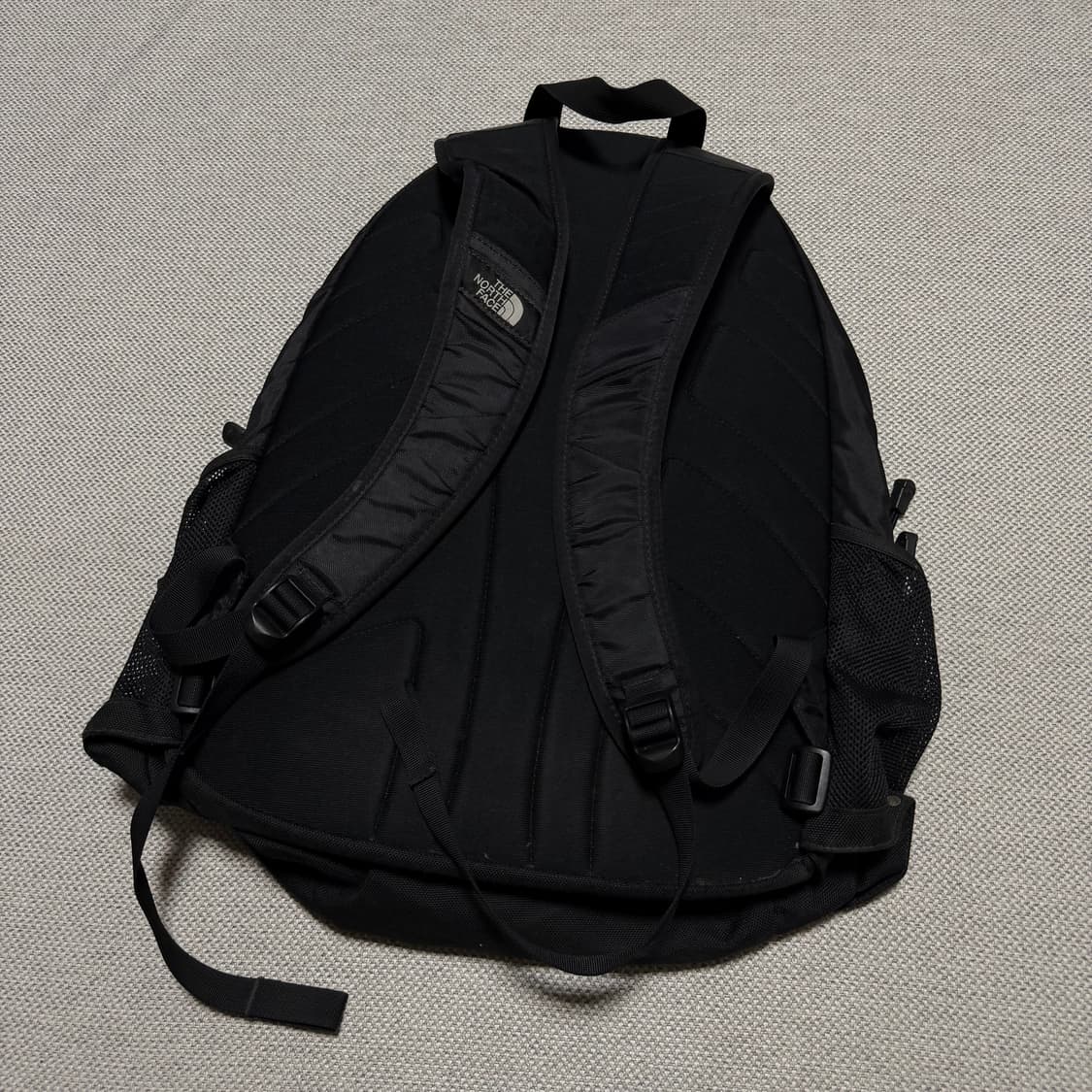 노스페이스 제스터 블랙 백팩 상품이미지4