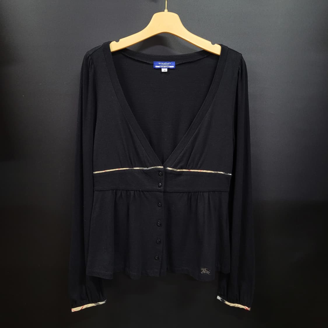Burberry 버버리 자수로고 가디건 상품이미지1