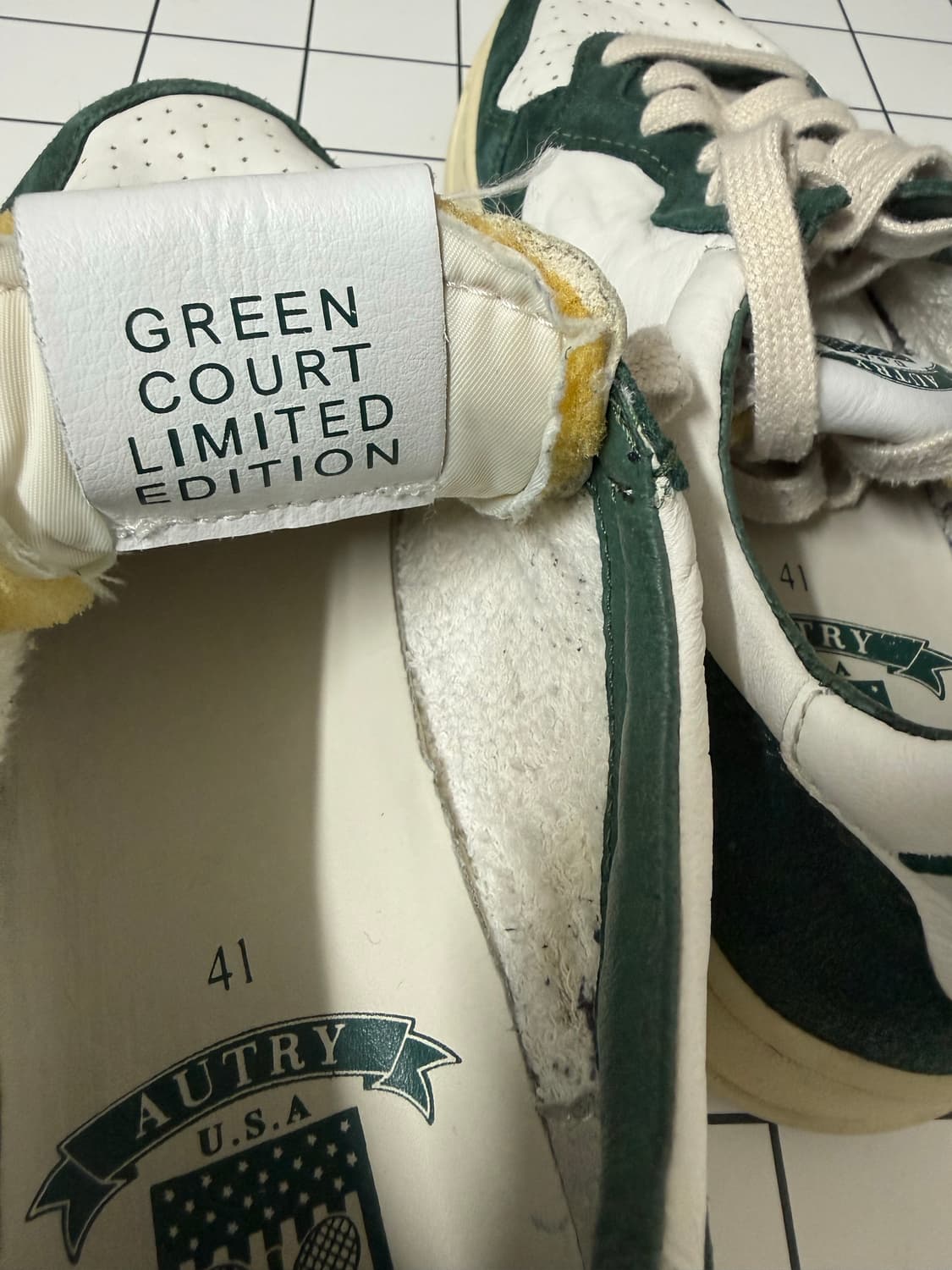 오트리 메달리스트 로우 그린 코트 리미티드 애디션 스니커즈 41 상품이미지9
