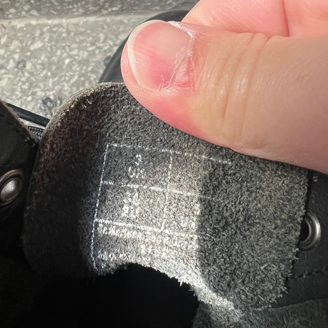 닥터마틴 1460 8홀 부츠 상품이미지9