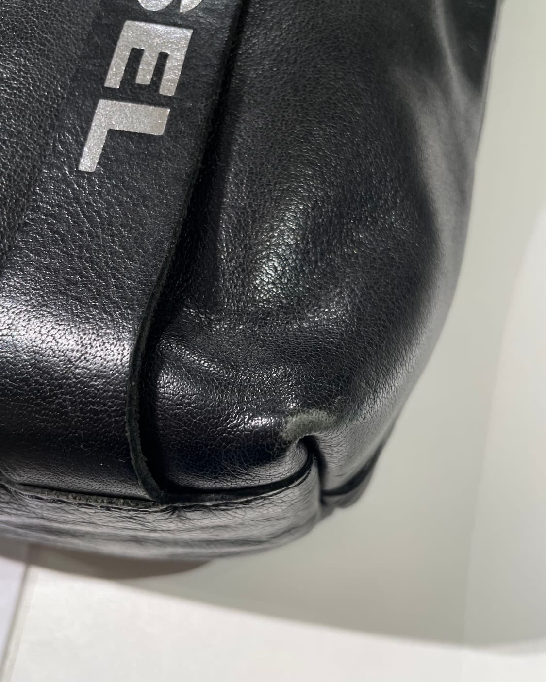 디젤 블랙 스트랩 로고 레더 쇼퍼백 상품이미지9