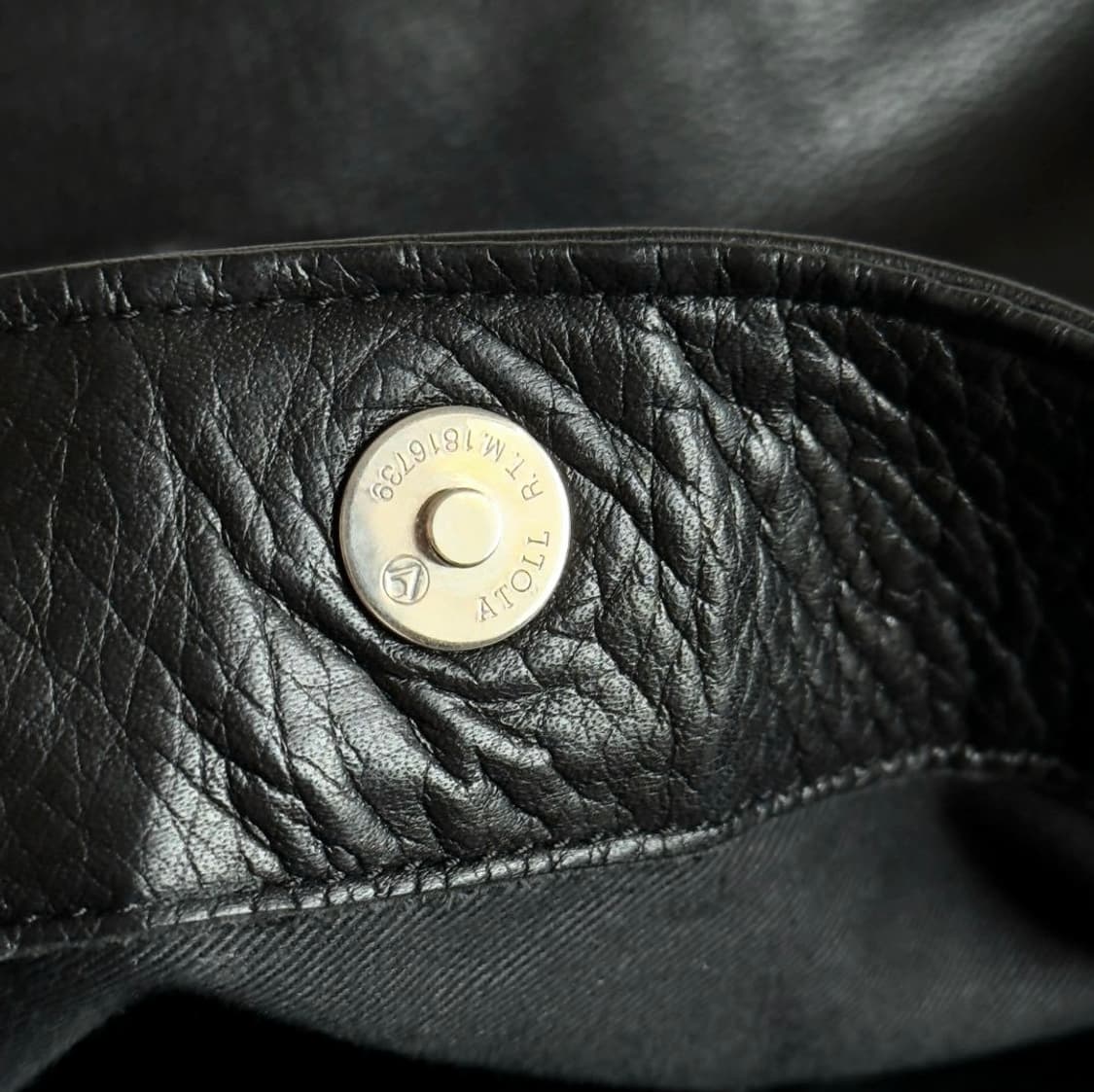 아톨 아오키 소가죽 미니 토트백 이세이미야케 스타일 추천 상품이미지7