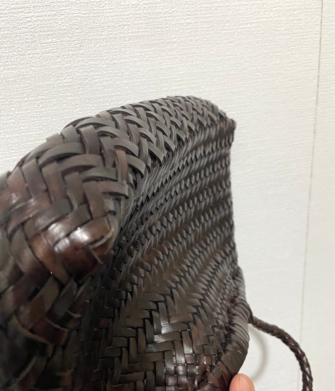 드래곤 디퓨전 스몰 토트백 다크브라운  상품이미지8