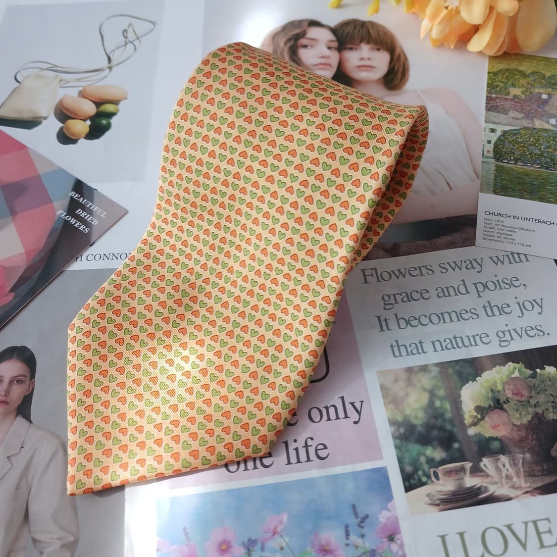 페라가모 실크 옐로 하트 패턴 넥타이 9.4cm A+등급 A19002
 상품이미지3