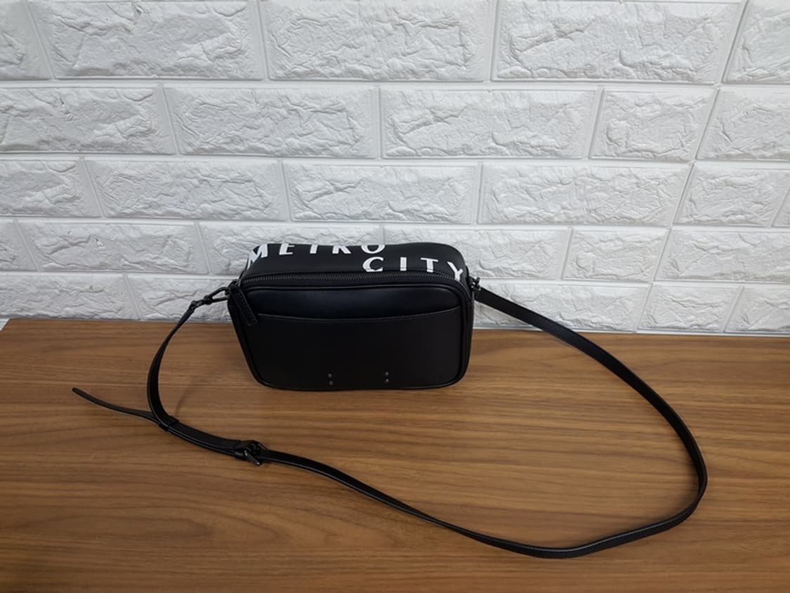 메트로시티 크로스백 (정품) 상품이미지1