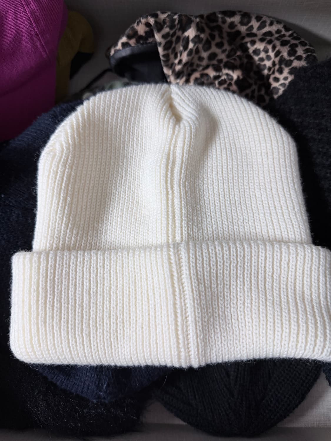 SAINT Mxxxxxx WHITE BEANIE 상품이미지3
