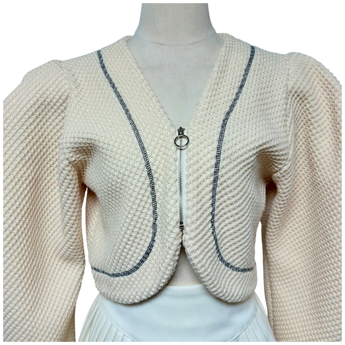 3736 베이지 크롭 퍼프자켓 상품이미지2