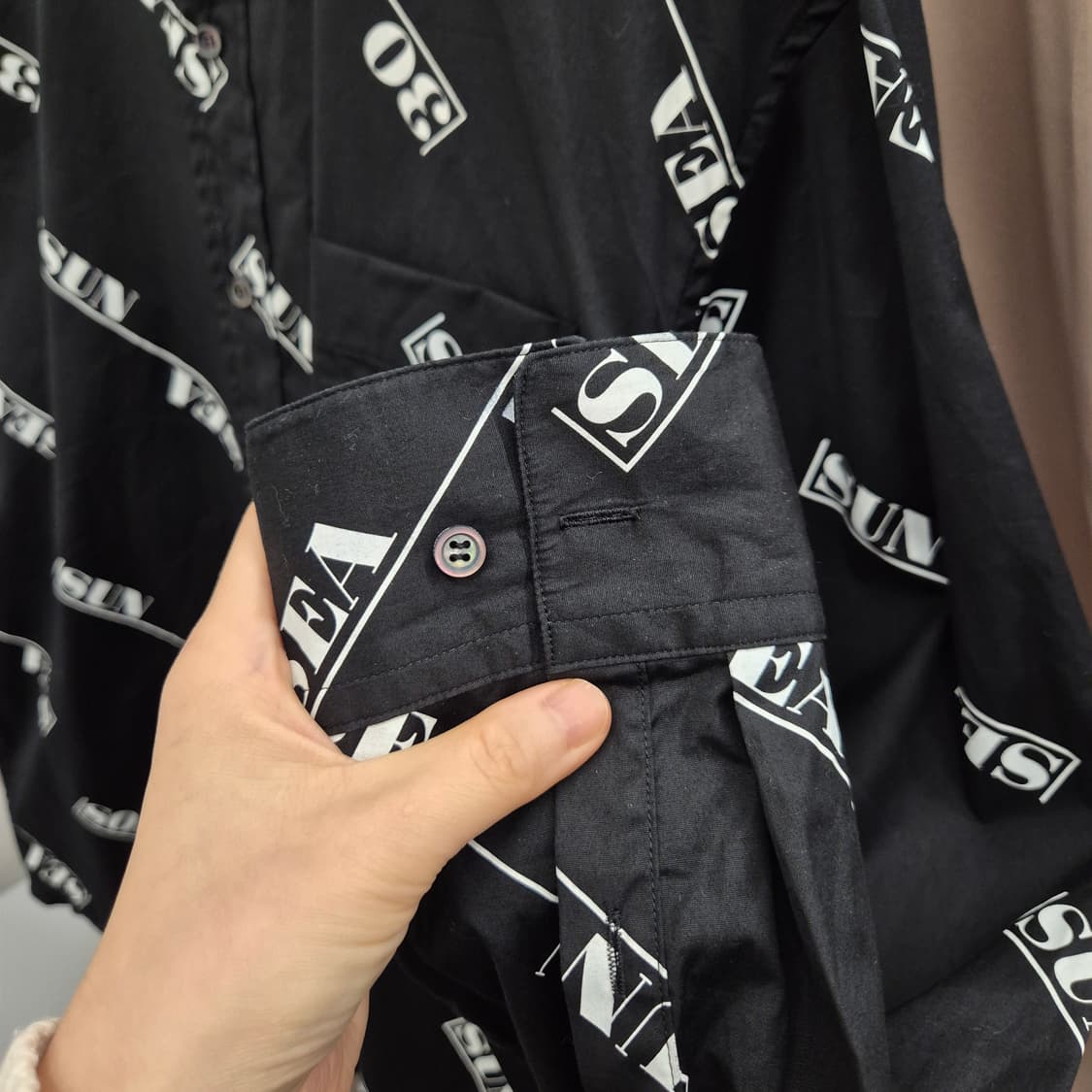 솔리드옴므 레터링 패턴 셔츠 48 상품이미지3