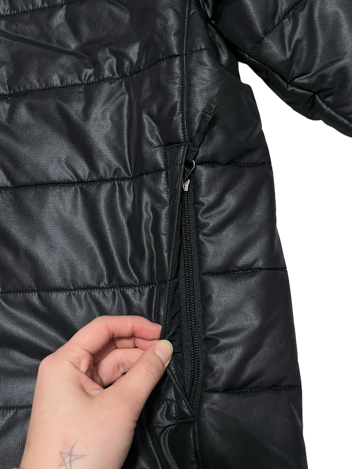 노스페이스 블랙 패딩  상품이미지4