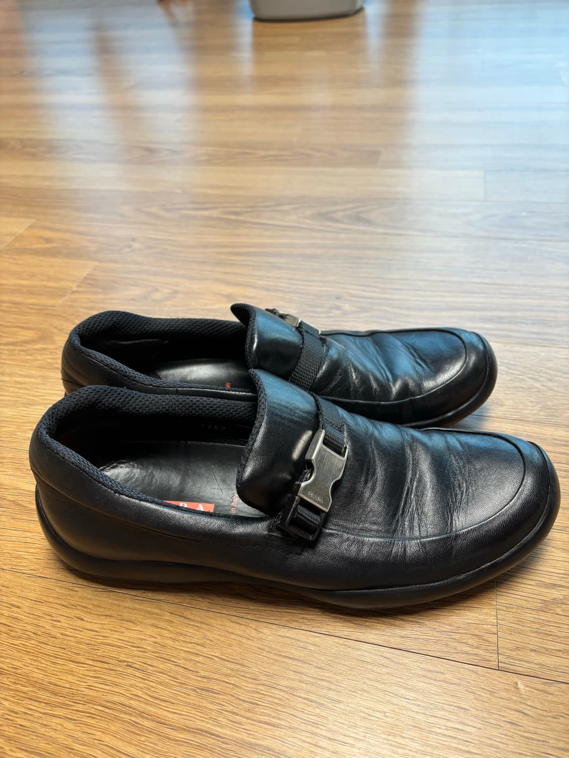 프라다 스포츠 버클 로퍼 275 상품이미지1