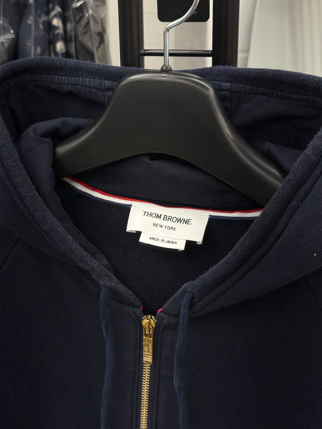 [5] 톰브라운 사선완장 금장 후드집업 상품이미지6