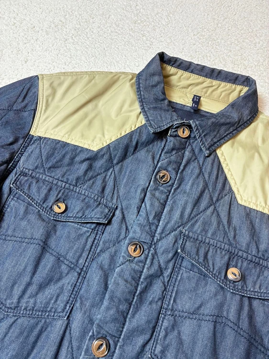 아르마니 진 누빔 웨스턴 퀼팅 셔츠 자켓 PN6980 상품이미지3