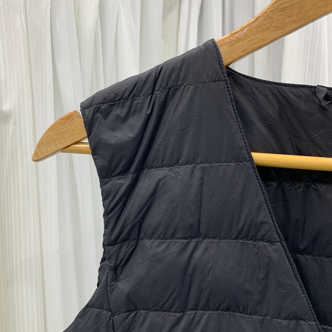 임블리 브이넥 구스다운 여성 경량 패딩 조끼  1734 상품이미지2