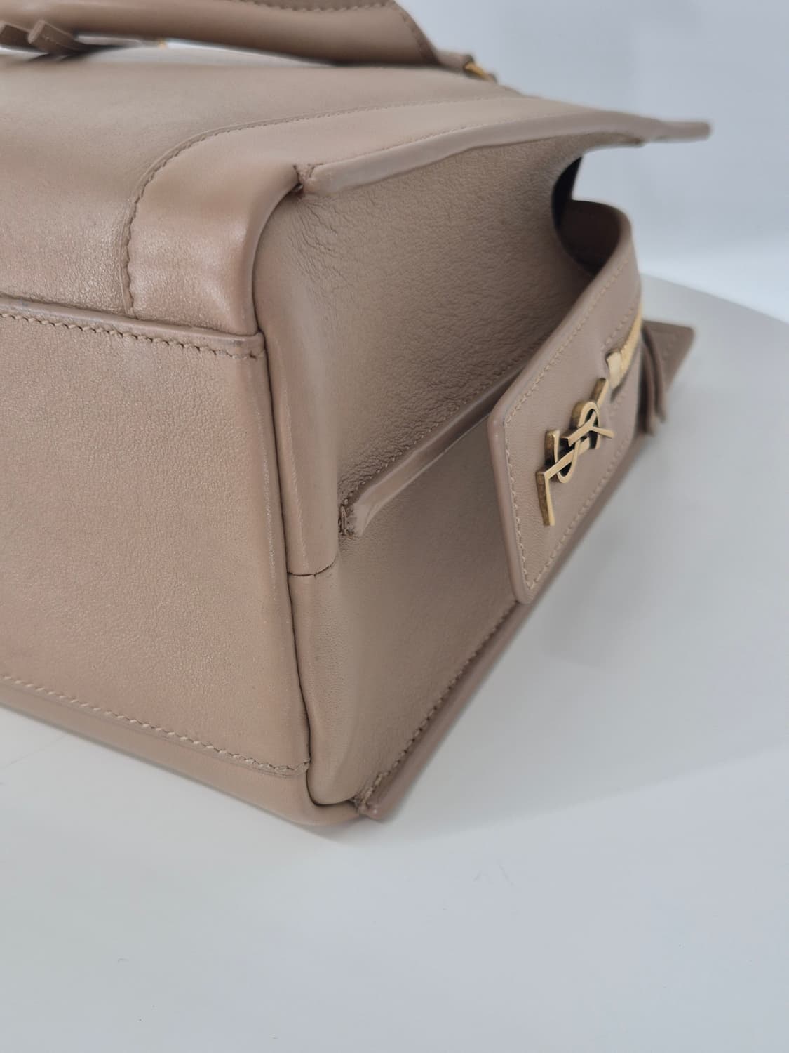 생로랑 이스트사이드 스몰백 상품이미지5