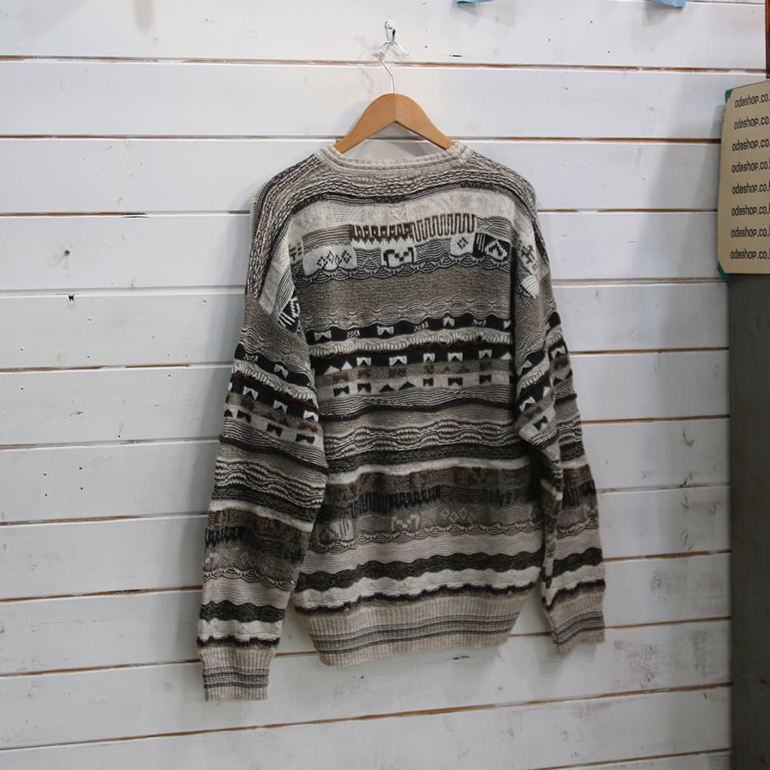 (착용컷) MUGGER 패턴 니트 (남성용 105) 상품이미지2