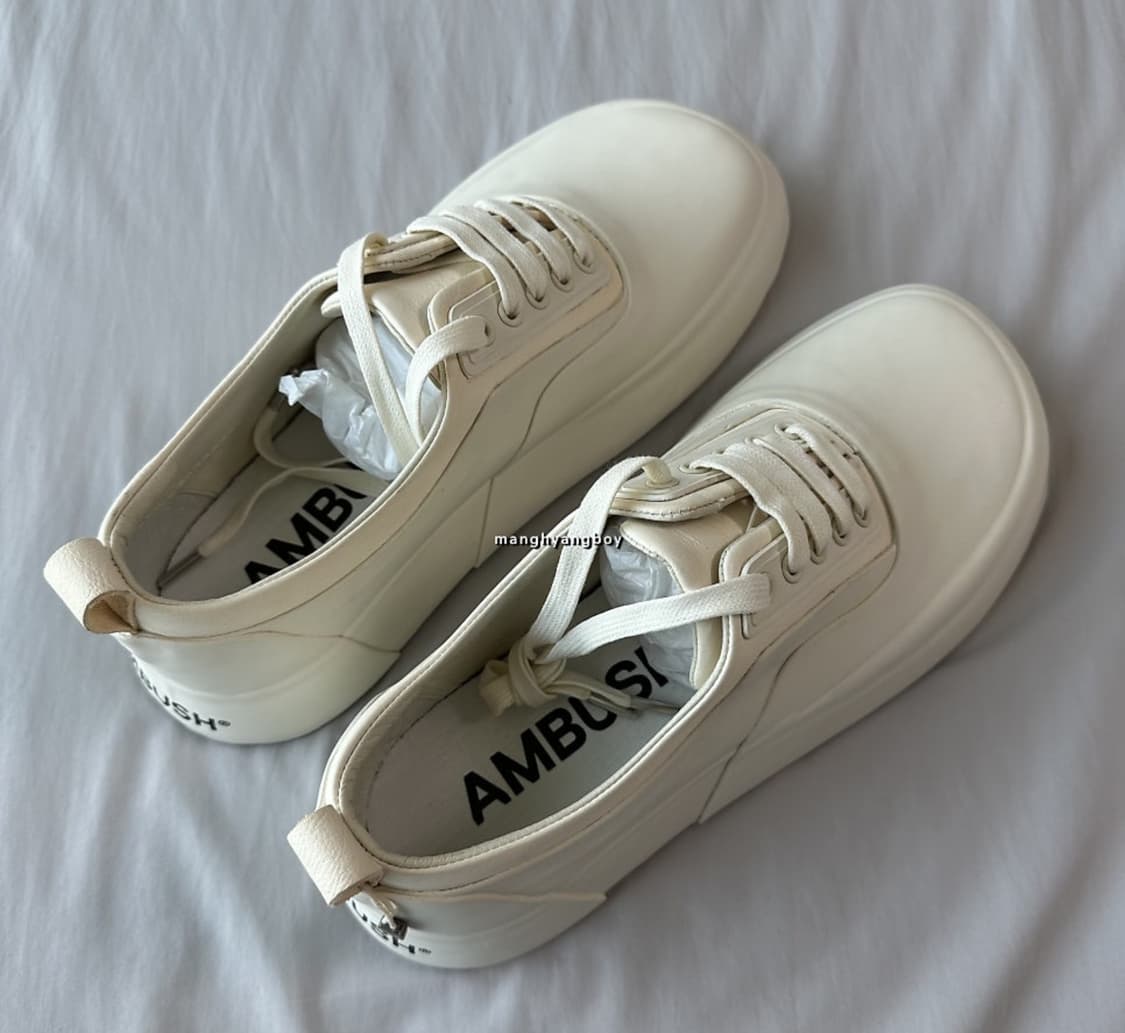 엠부쉬 벌커 나이즈드 하이브리드 레이스업 슈즈
 상품이미지2