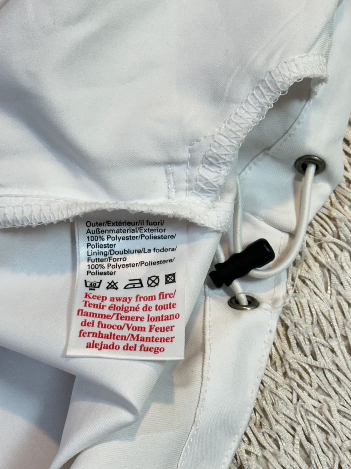 엄브로 UMBRO 올드스쿨 스몰로고 바람막이 자켓 화이트 상품이미지8