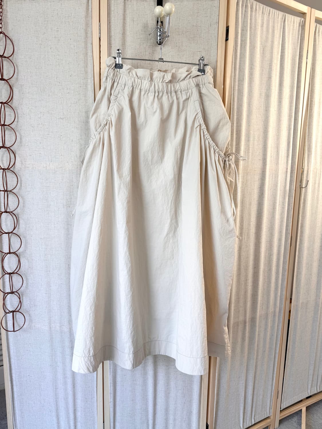 니코앤드 볼륨 개더 롱 스커트 상품이미지1