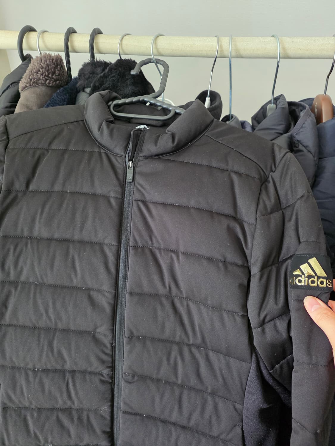 [아디다스] 여성 골프 패딩 M 상품이미지3