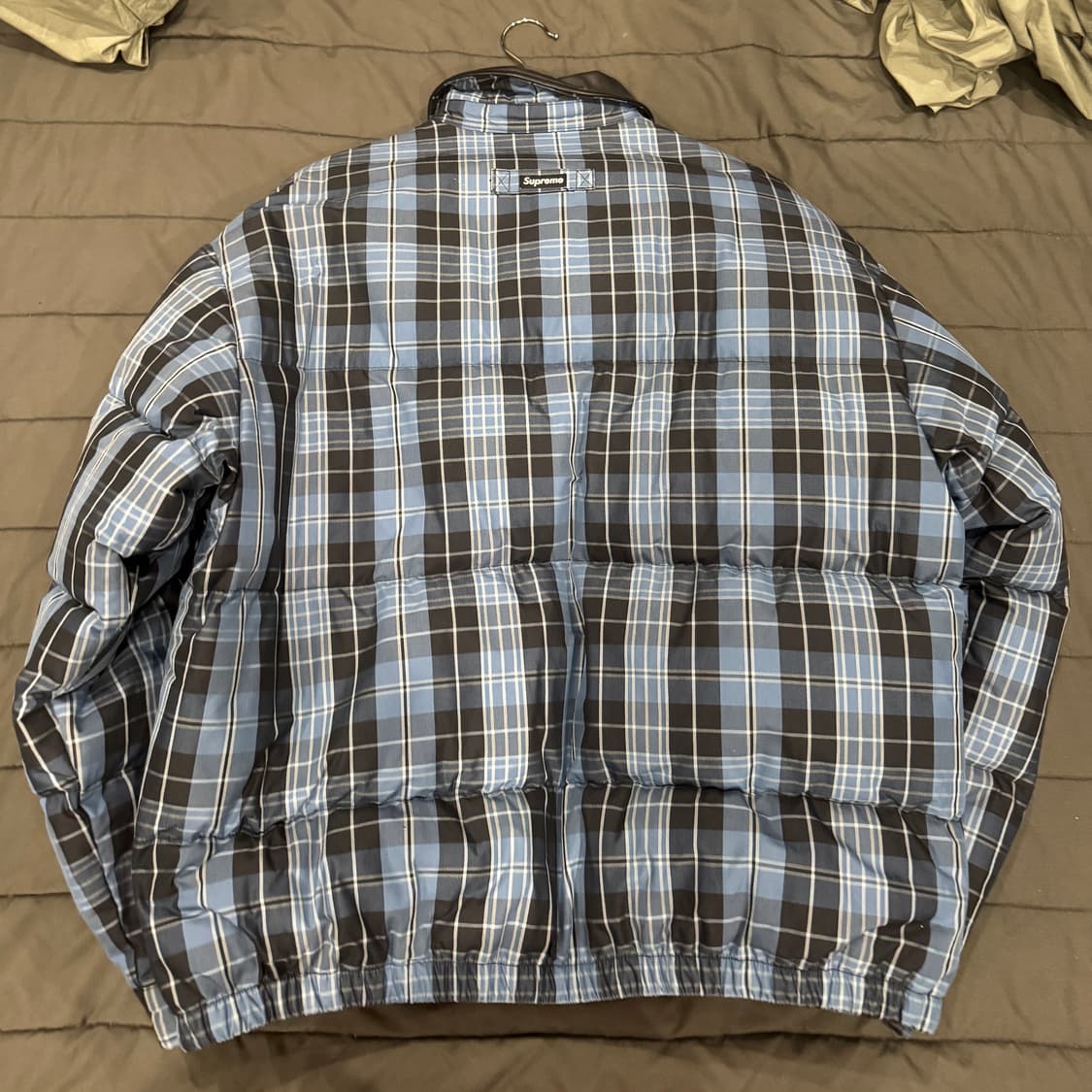 슈프림 체크 패딩 상품이미지3