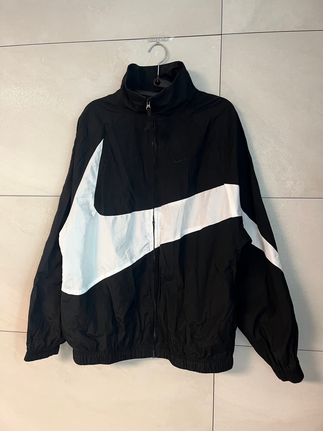 나이키 빅스우시 블랙/화이트 바람막이 (L) 상품이미지1