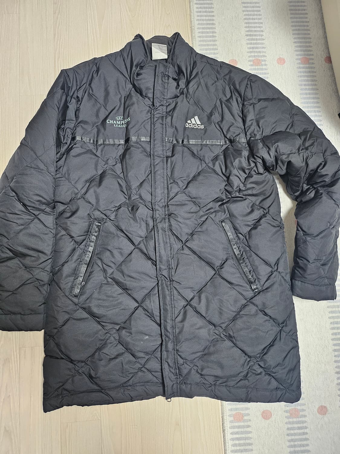 아디다스 챔피언스리그 다운 패딩 상품이미지1
