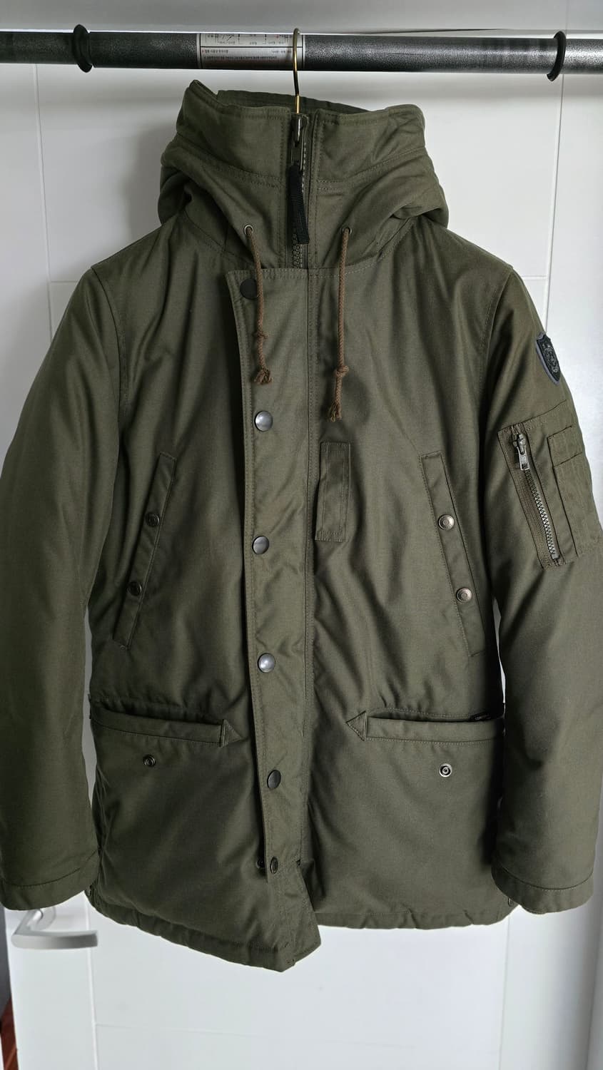 초레어) SCHOTT 쇼트 패딩 M 싸이즈 판매 합니다. 상품이미지3