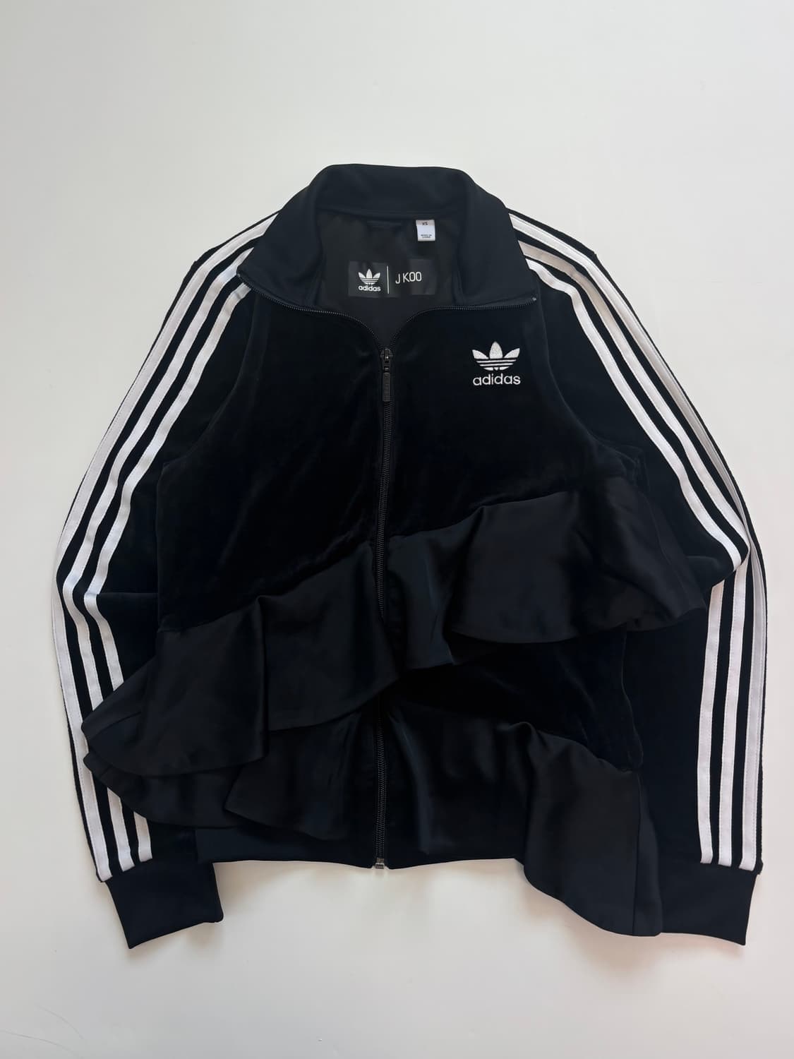 Adidas 아디다스X 제이쿠 블랙 벨루어 프릴 트랙탑 상품이미지4