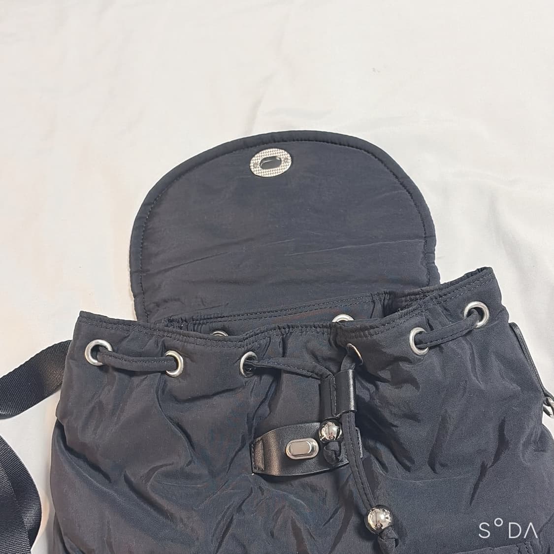 OVHEE 오브히 블랙 백팩 상품이미지6