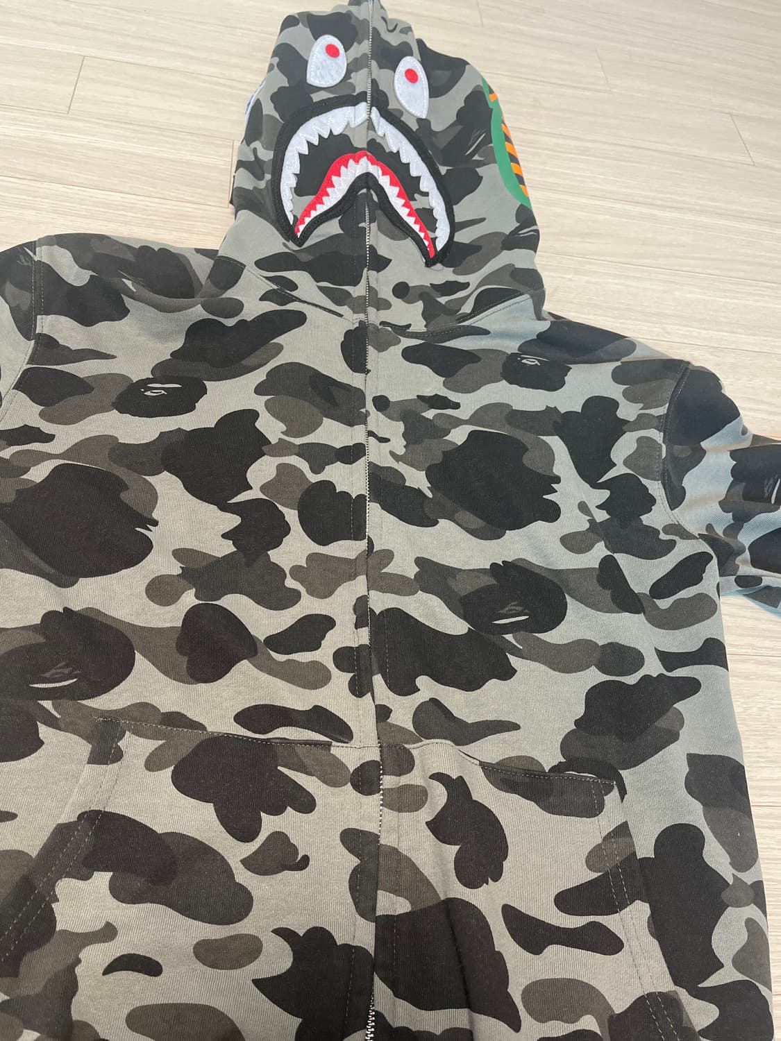 베이프 샤크 후드집업(판매,교환) 상품이미지1