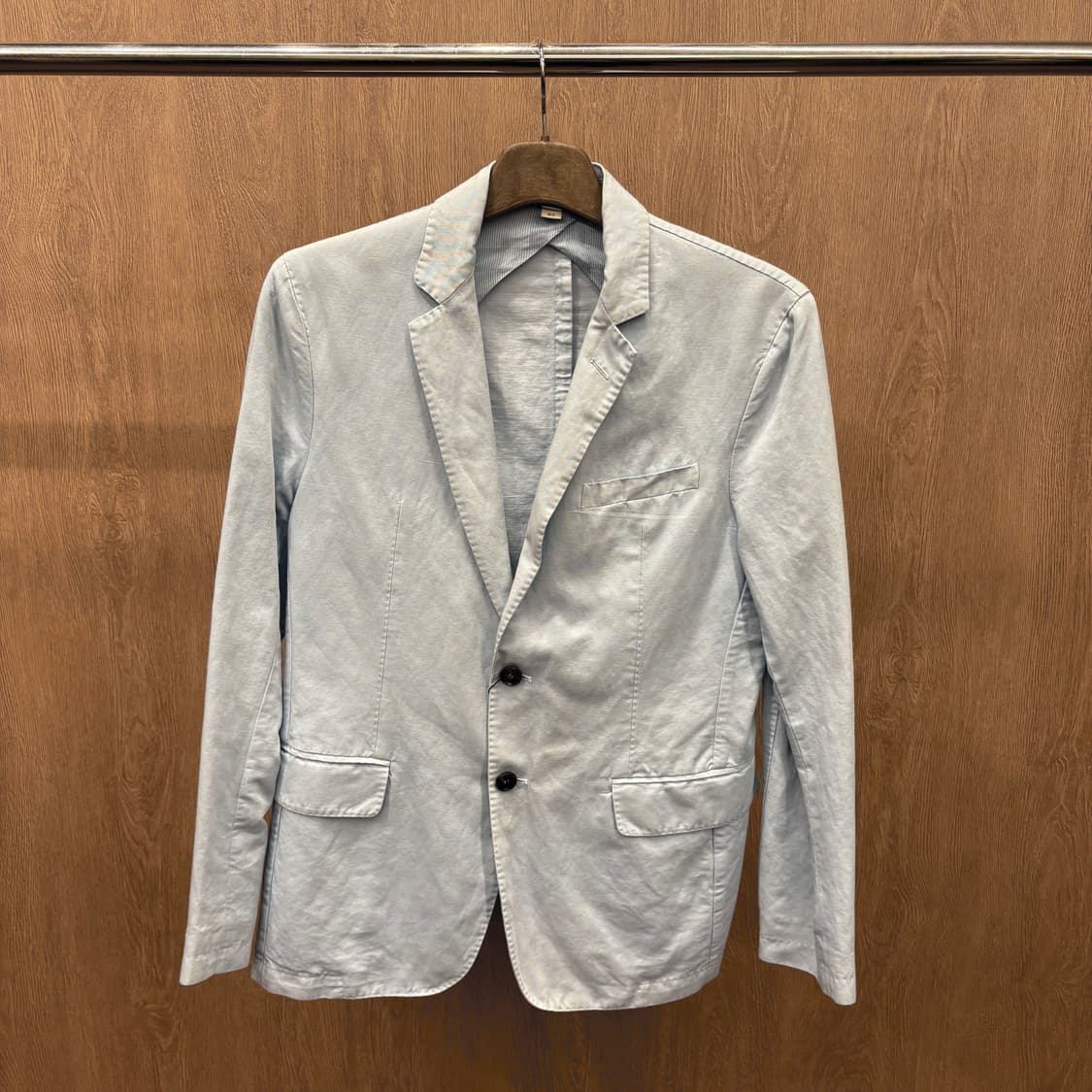 버버리 런던 싱글 자켓 무지 디테일 레귤러핏 라이트 블루 상품이미지2